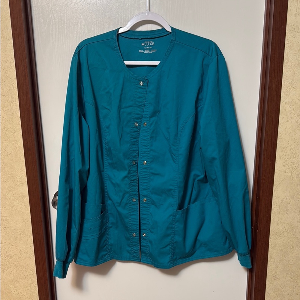 Cherokee Luxe Women’s Teal Scrub Jacket Size XL